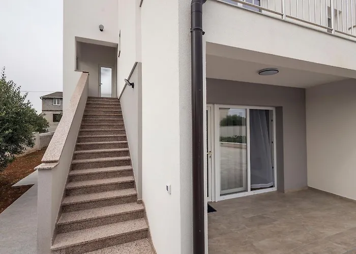 別荘 Milutin 1 - Four Bedroom With Private Pool