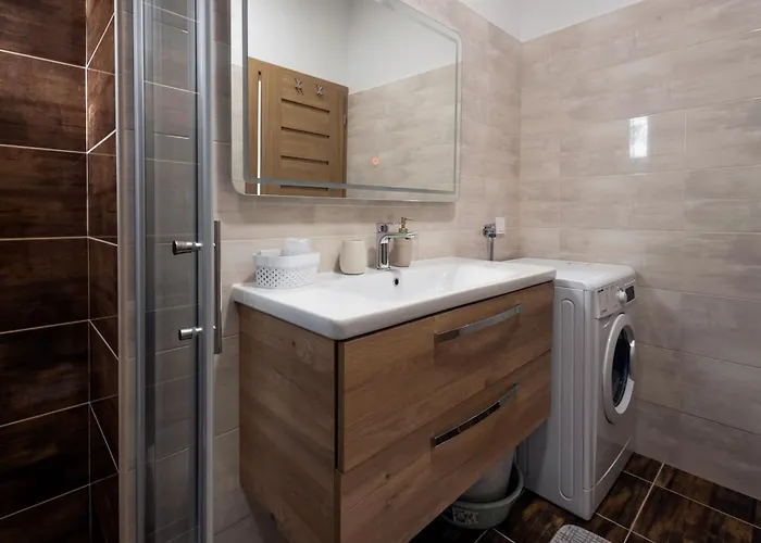 بيت للعطل Milutin 1 - Four Bedroom With Private Pool *